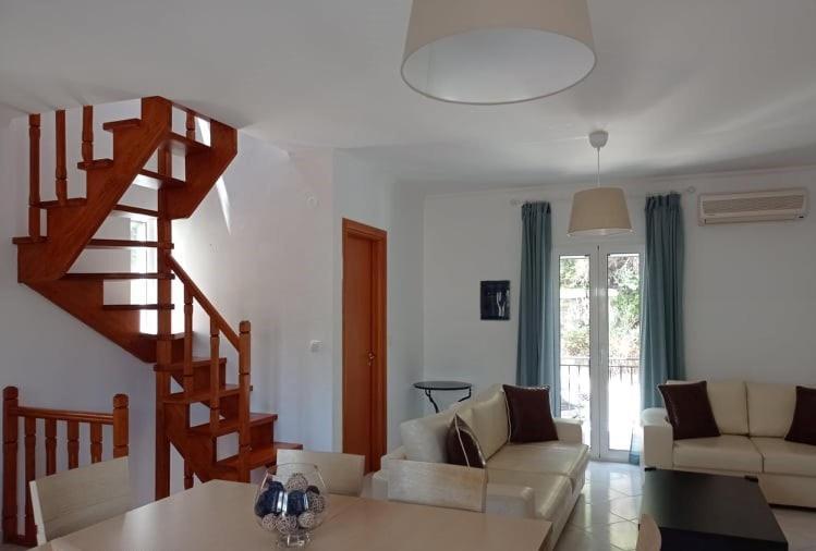 Hermes Holiday Home In The Port Of Sivota Exterior photo