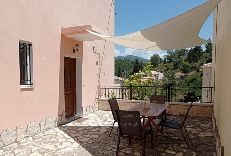 Hermes Holiday Home In The Port Of Sivota Exterior photo