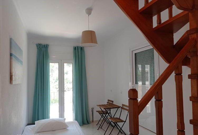 Hermes Holiday Home In The Port Of Sivota Exterior photo
